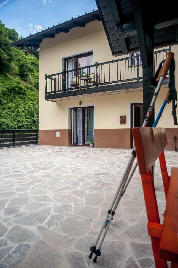 House Utrinek With Free Play Room, Jacuzzy And Garage Podbrdo Zewnętrze zdjęcie